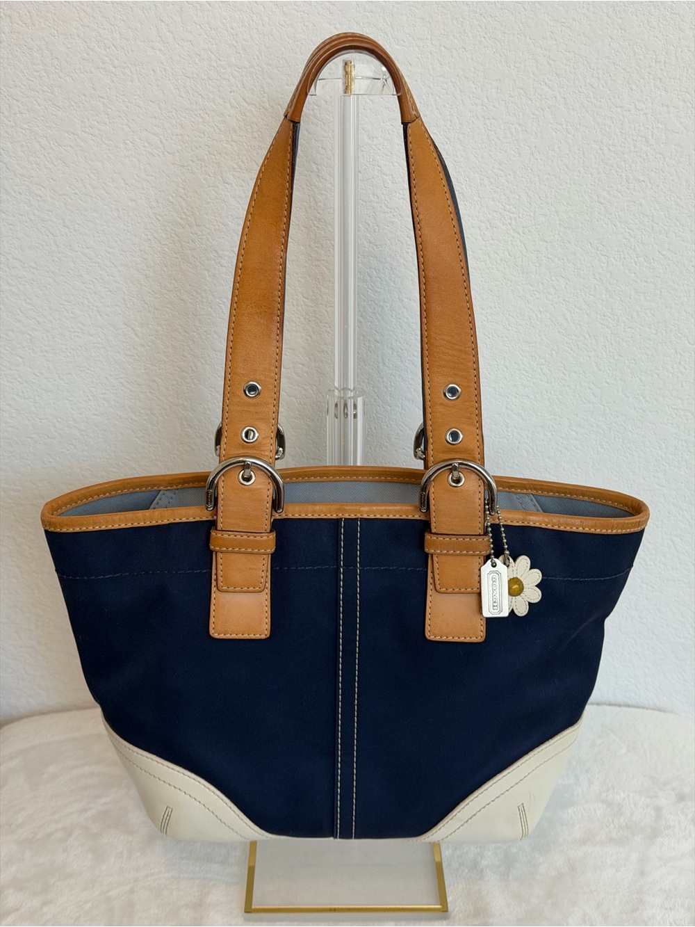 Coach Vintage Y2K Soho Hampton Daisy